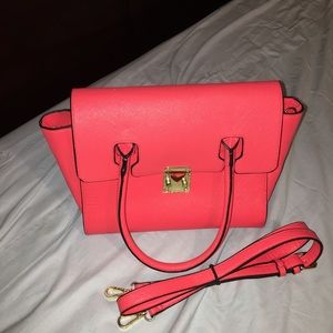 Satchel handbag 👜